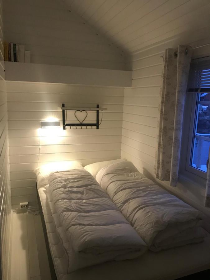 סטמסונד Waterfront Twin Cabin מראה חיצוני תמונה