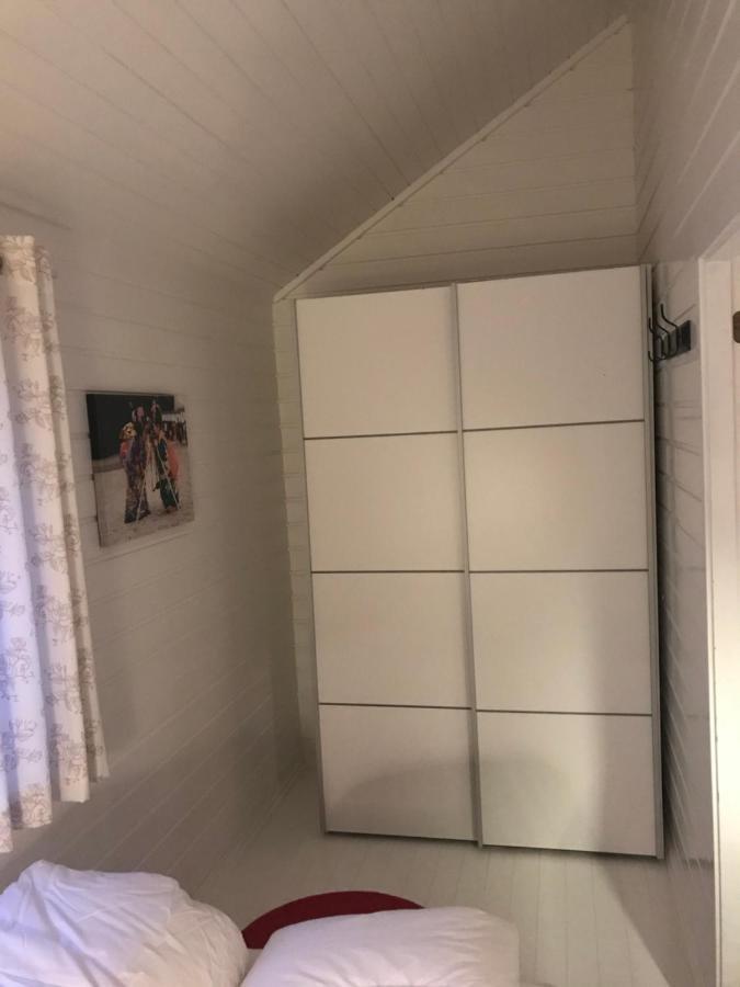 סטמסונד Waterfront Twin Cabin מראה חיצוני תמונה